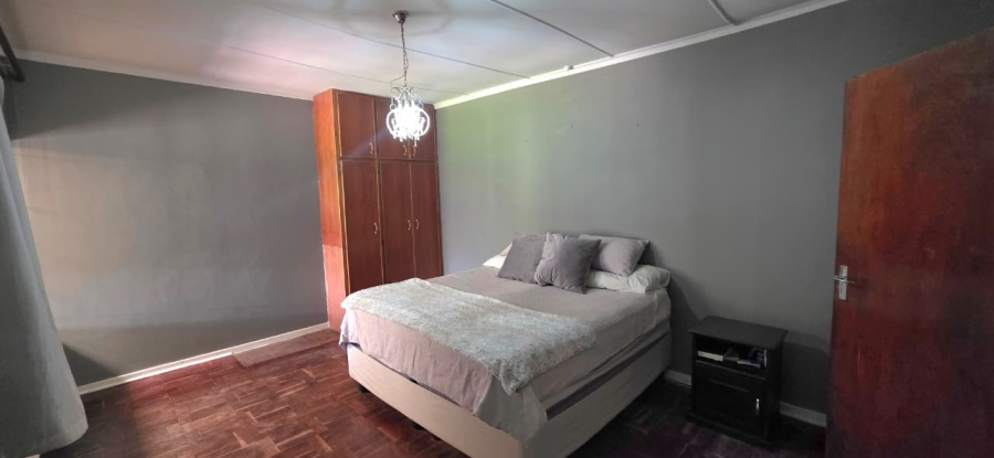 4 Bedroom Property for Sale in Naudeville Free State